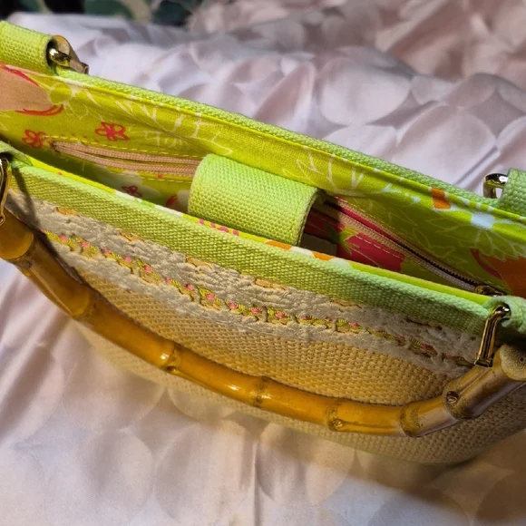 Lilly Pulitzer Green and Cream Straw Tote with Bamboo Handles - Picture 7 of 13